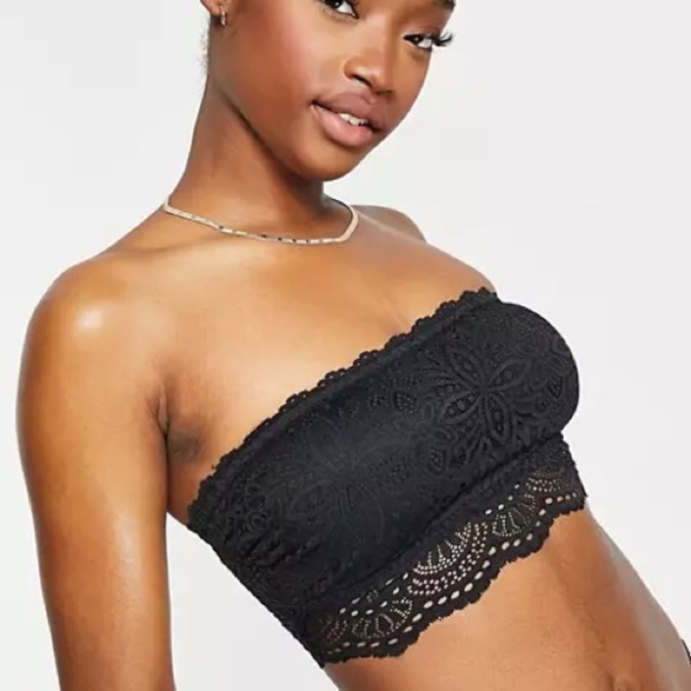 Gilly Hicks black lace Bandeau